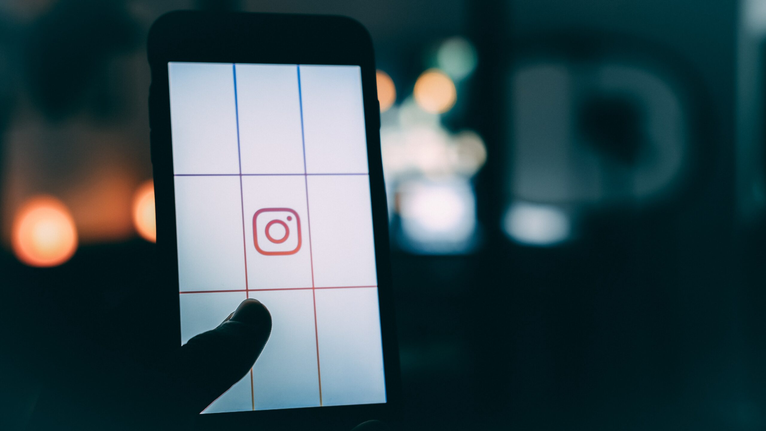 Why The Metrics on Social Media Platforms are Destroying  Our Creativity