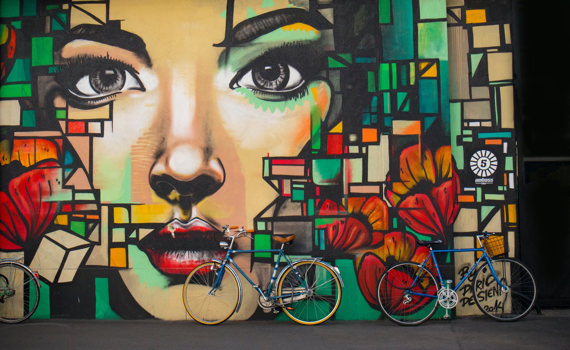 The Artist Personality:Traits of Commercially Successful Creators